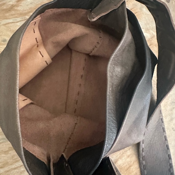 Brown Leather unisex cross body bag by Muxo - Picture 10 of 12